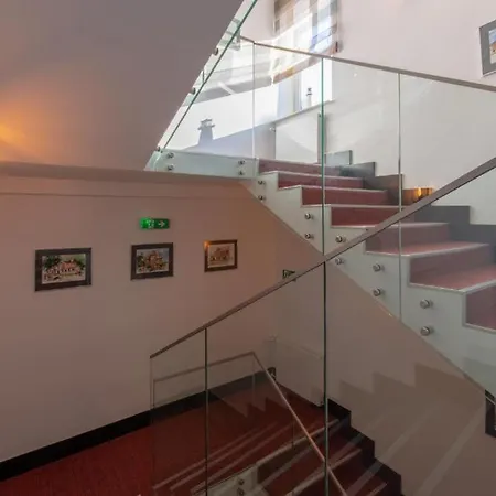 فندق مبيت وإفطار Marina Pallatium