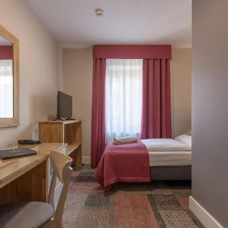 Marina Pallatium Nocleg ze śniadaniem 3*